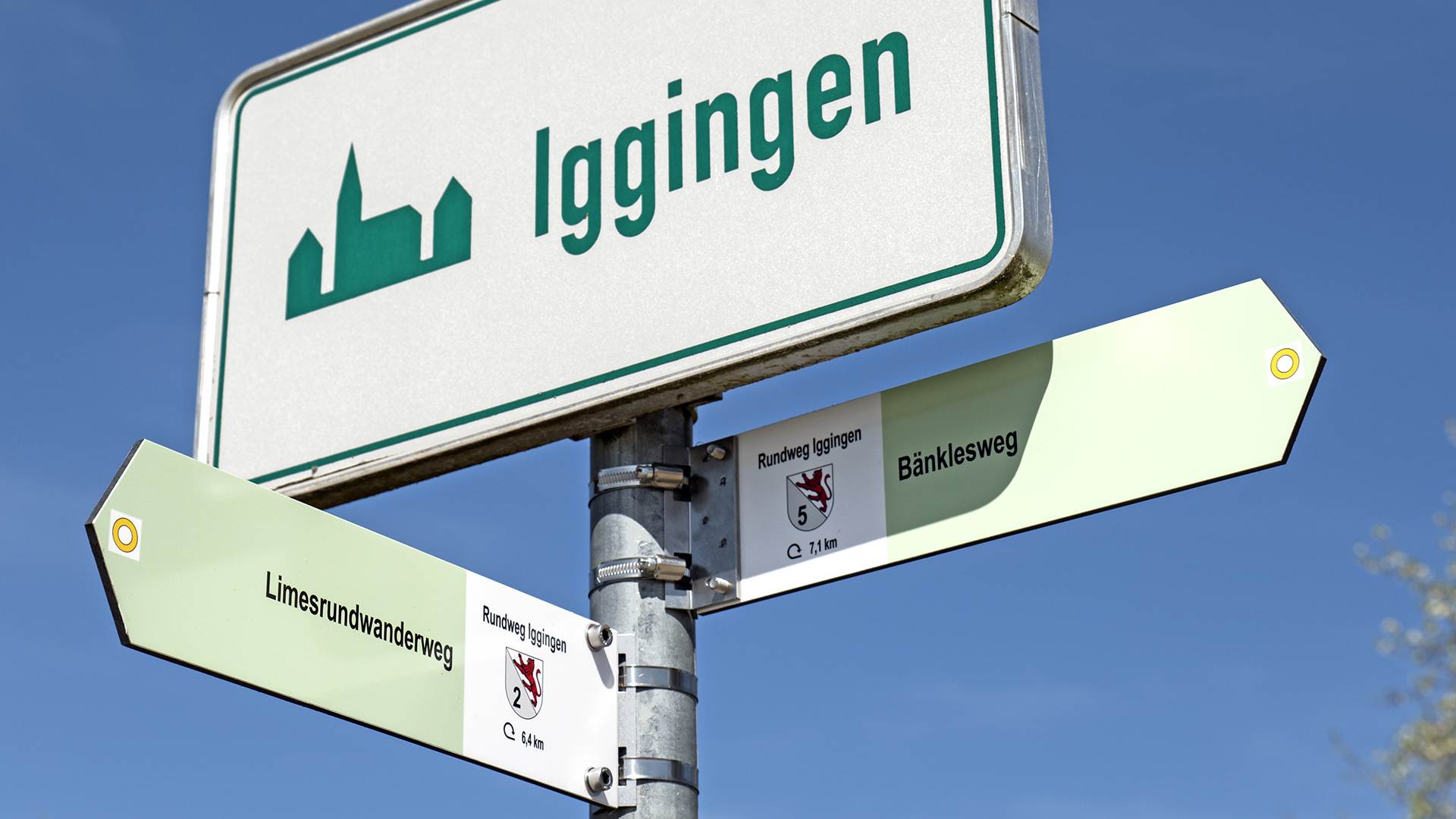 Beispielschilder Wegmarkierungen
